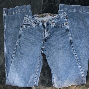 Wrangler high rise trouser size 27x36